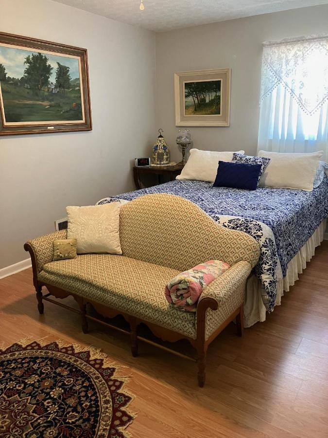 The Ashe Farm Bed and Breakfast Marshall Exteriör bild
