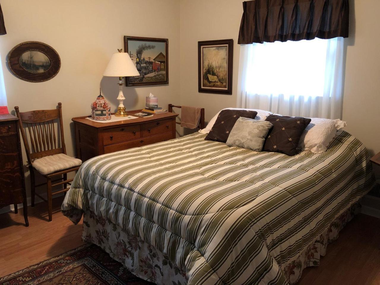 The Ashe Farm Bed and Breakfast Marshall Exteriör bild